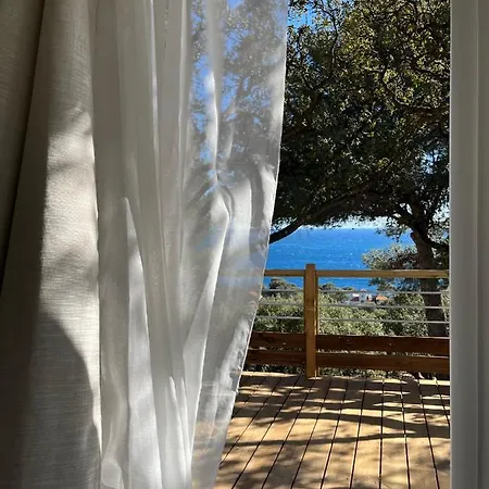 Avec Vue Panoramique Sur La Mer Mediterranee Aldeamento Turístico Saint-Raphaël